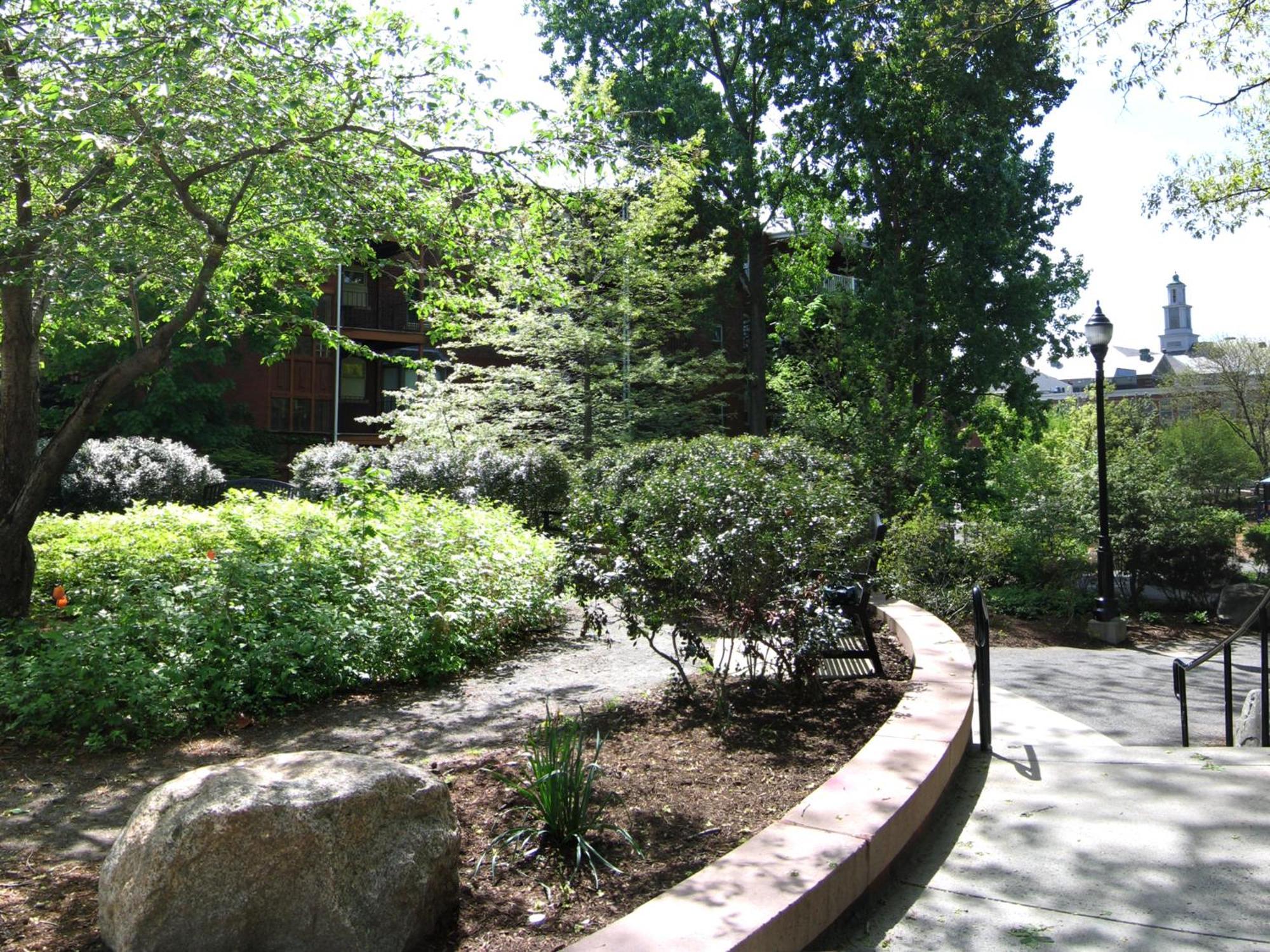 Longwood Inn Μπρούκλαϊν Εξωτερικό φωτογραφία