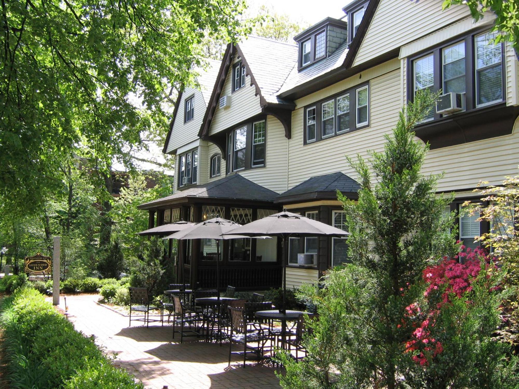 Longwood Inn Μπρούκλαϊν Εξωτερικό φωτογραφία